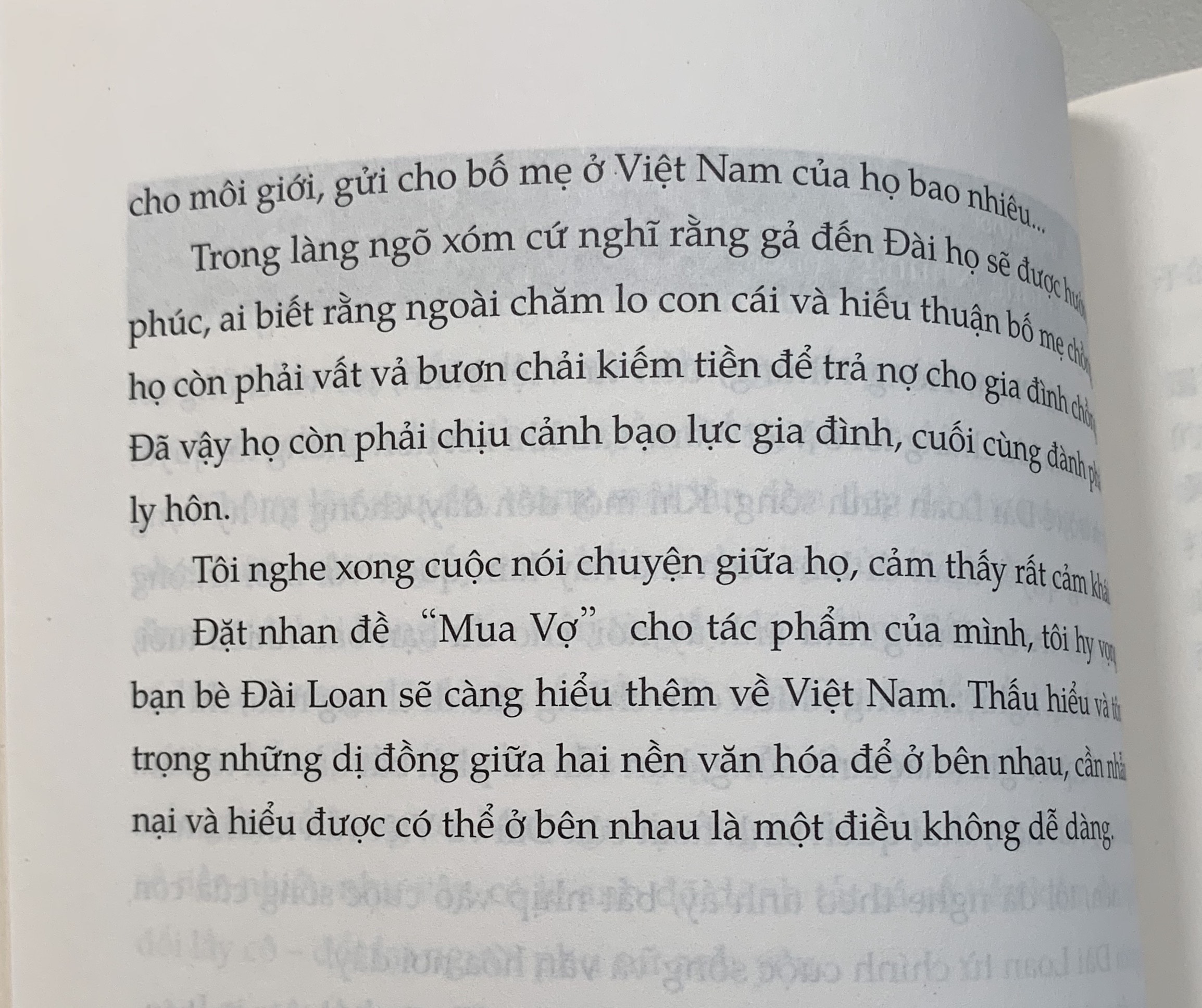 Bạn kể tôi nghe