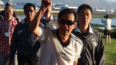 Tổng thống Mã Anh Cửu chạy bộ dọc bến cảng thành phố San Francisco Mỹ
