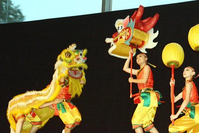 Đoàn múa dân tộc Đài Loan tỏa sáng tại Lễ hội nghệ thuật Bỉ