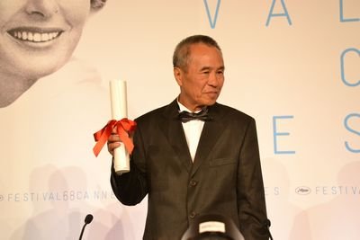 Đạo diễn Hầu Hiếu Hiền đoạt giải đạo diễn xuất sắc Liên hoan phim Cannes.