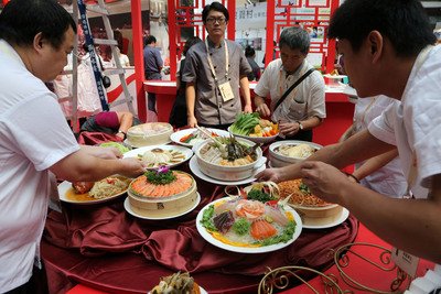 Khai mạc Hội chợ ẩm thực Đài Loan.