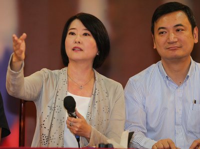 Bà Hồng Tú Trụ vẫn tham gia tranh cử tổng thống đến cùng, đang lắng xuống nghiền ngẫm việc thống nhất nhân sự