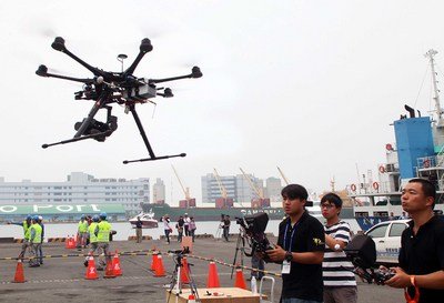 Viện Hành chính sửa đổi Luật hạn chế flycam chỉ được bay đến độ cao không vượt hơn 400 feet