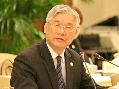 Hạ Lập Ngôn : Trọng tâm của một nước Trung Quốc mỗi bên tự giải thích, đó là Trung Hoa Dân Quốc.