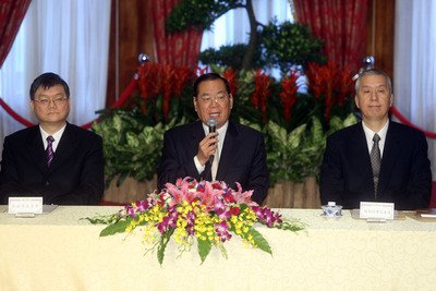Cuộc họp đầu tiên về việc bàn giao chính quyền, song phương đạt 3 điểm kết luận