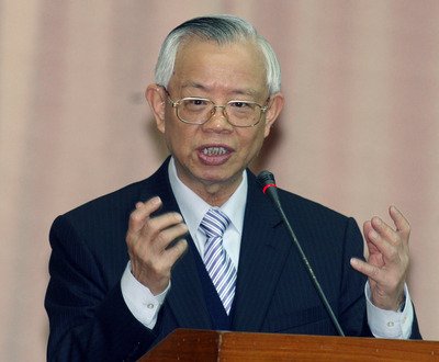 Ông Bành Hoài Nam : Giảm lãi khó thúc đẩy hoạt động đầu tư nhưng có thể ngăn cản dòng tiền nóng
