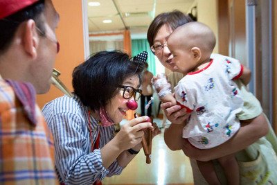 Khi nhỏ cắn, mút ngón tay giảm nguy cơ dị ứng khi trưởng thành.