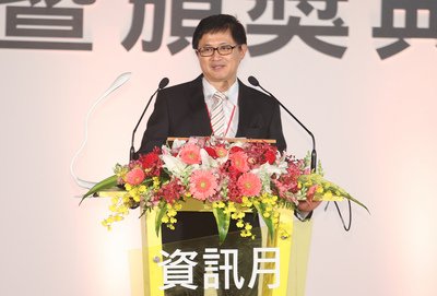 Đồng Tử Hiền: chính phủ có thể mở cửa hơn trong chính sách thu hút trí thức có chuyên môn cao người nước ngoài