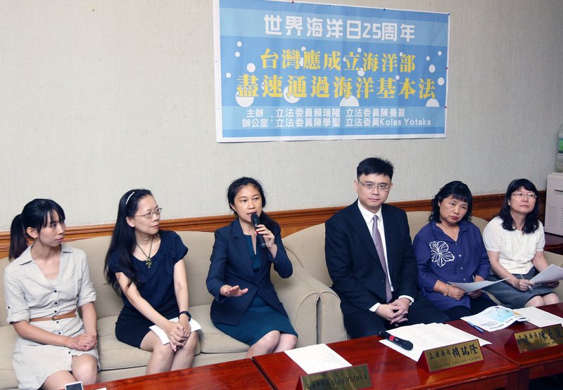 Viện Hành chính: Kỳ họp tới rất có thể sẽ thẩm xét dự án thành lập Bộ Hải dương