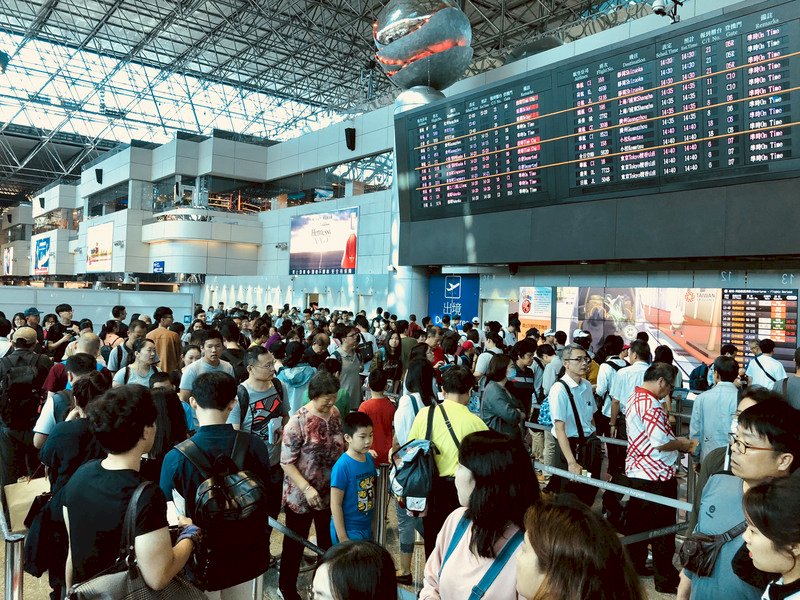 Số lượng hành khách vận chuyển tại sân bay Đào Viên tăng trưởng 10% trong kỳ nghỉ lễ Quốc khánh 10/10