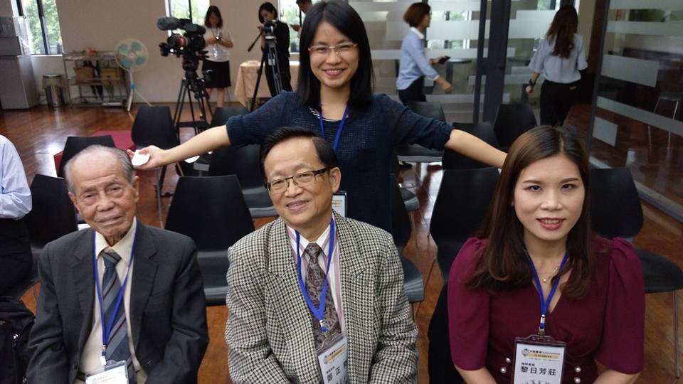 Gia đình di dân mới tiếp đón học sinh nước ngoài, sinh viên Việt Nam cùng gia đình di dân mới “Tam đại đồng đường”