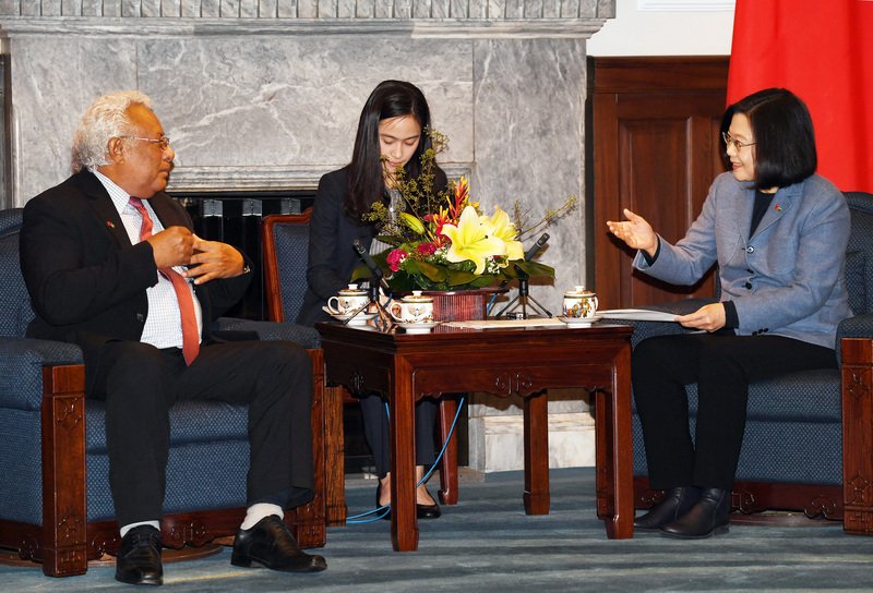Tổng thống Thái Anh Văn: đối diện với quan hệ ngoại giao thì người dân nên đoàn kết không phân biệt đảng phái