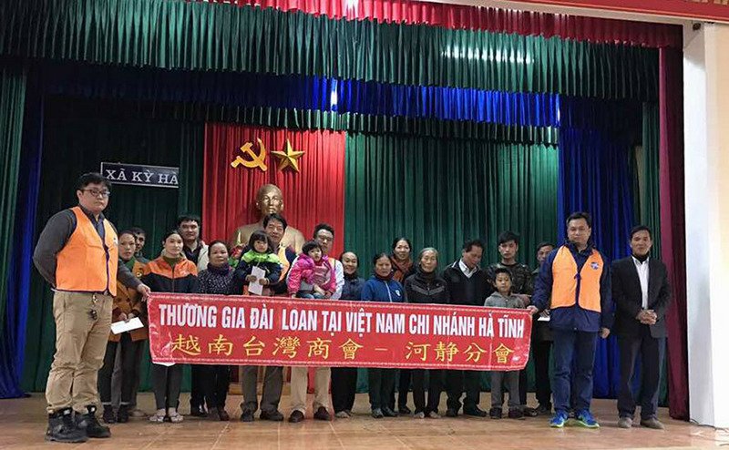 Thương nhân Đài Loan tại Việt Nam tổ chức chuyến đi thăm và phát quà Tết cho các gia đình khó khăn