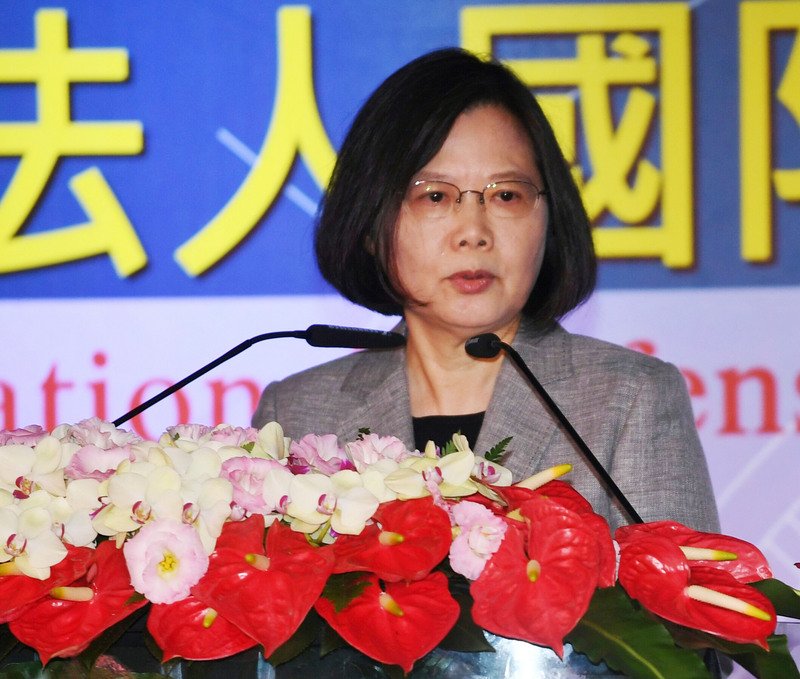 Tổng thống: Không hy sinh chủ quyền và lòng tự trọng để cầu toàn.