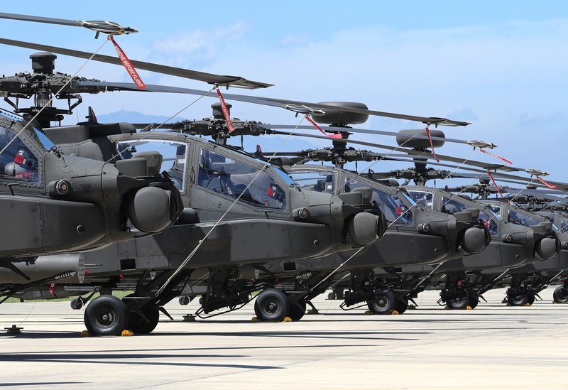 Tổng thống mong phi đội trực thăng tấn công Apache trở thành lực lượng hàng không lục quân hàng đầu thế giới