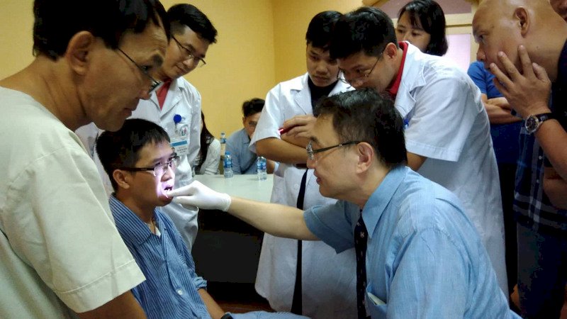 Bệnh viện E-da Cao Hùng đến Hà Nội khám bệnh miễn phí, tăng cường giao lưu y tế Đài – Việt