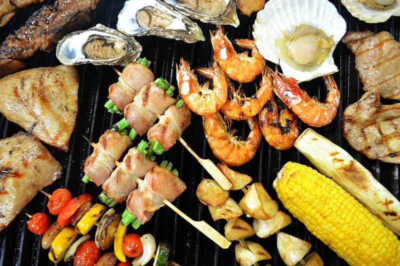 Tự làm nước sốt ướp thịt bằng hành tỏi sẽ giảm rủi ro ung thư khi ăn thịt nướng