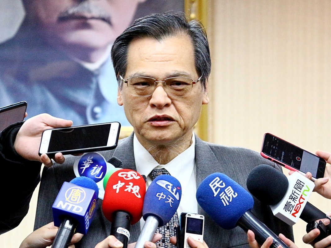 Chủ nhiệm Trần Minh Thông: Ký hiệp định chính trị cần phải thông qua trưng cầu dân ý.