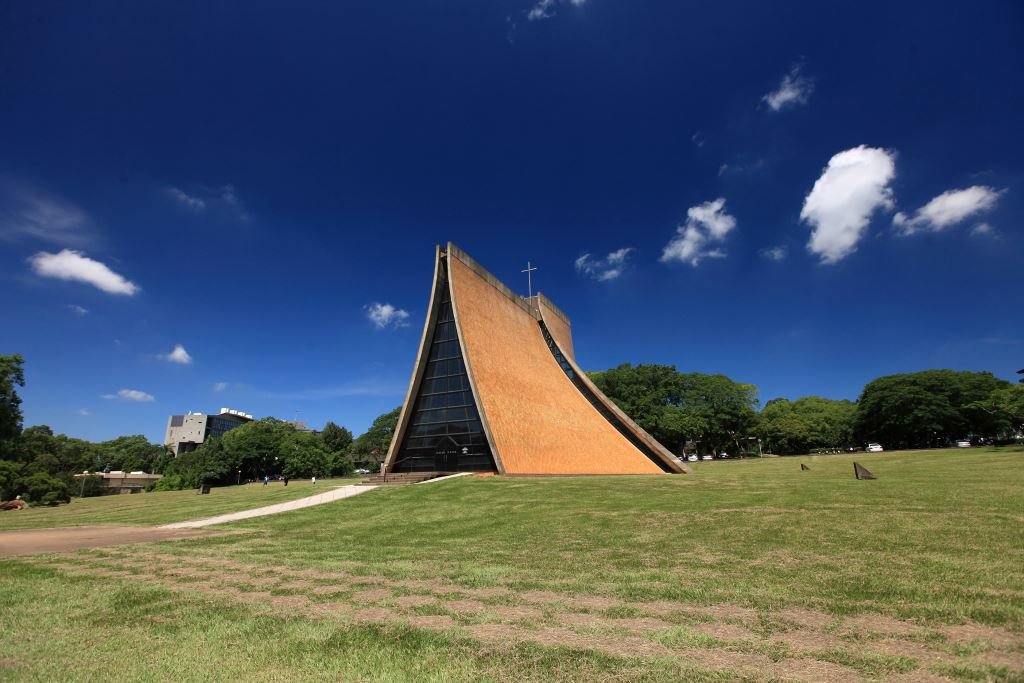 Nhà thờ Luce Chapel trường đại học Đông Hải và Toà nhà hành chính TP Đài Trung được công nhận là di tích cấp quốc gia