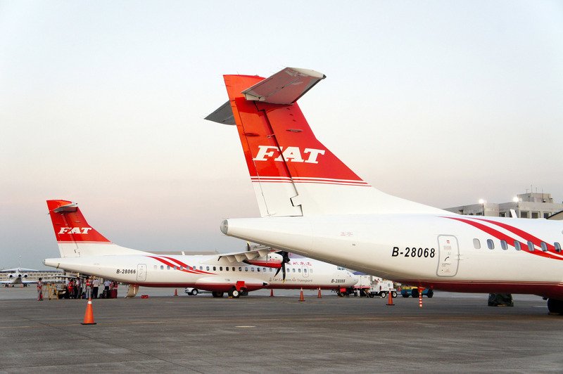 Hãng hàng không Far Eastern Air Transport tuyên bố tạm ngưng bay thêm nhiều tuyến.