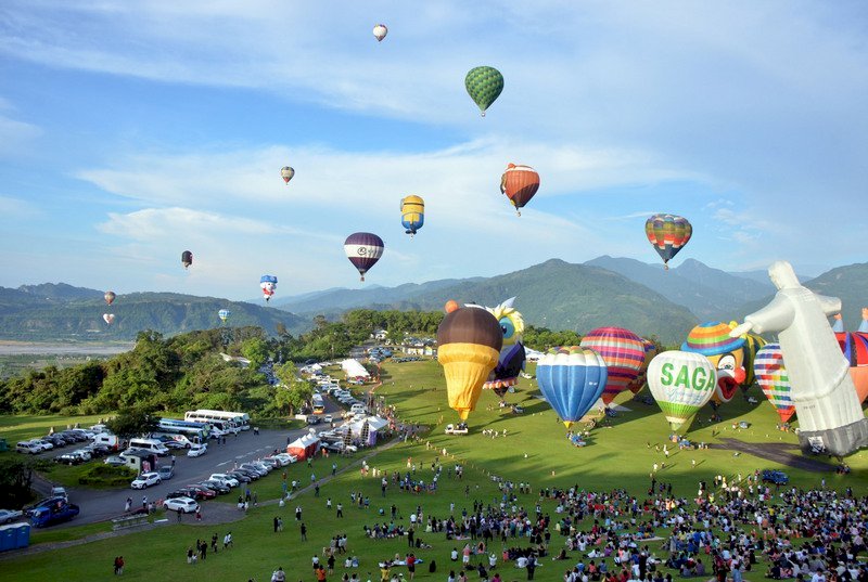 29/06 khai mạc Festival Khinh khí cầu, hôm nay Đài Đông tổ chức bay thử khinh khí cầu