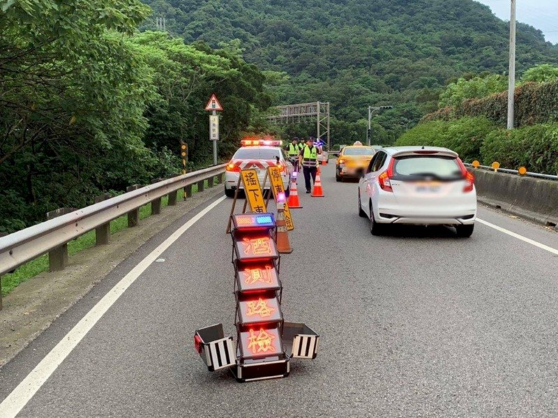 Qui định mới về uống rượu bia lái xe sẽ được thực thi vào ngày 1/7.