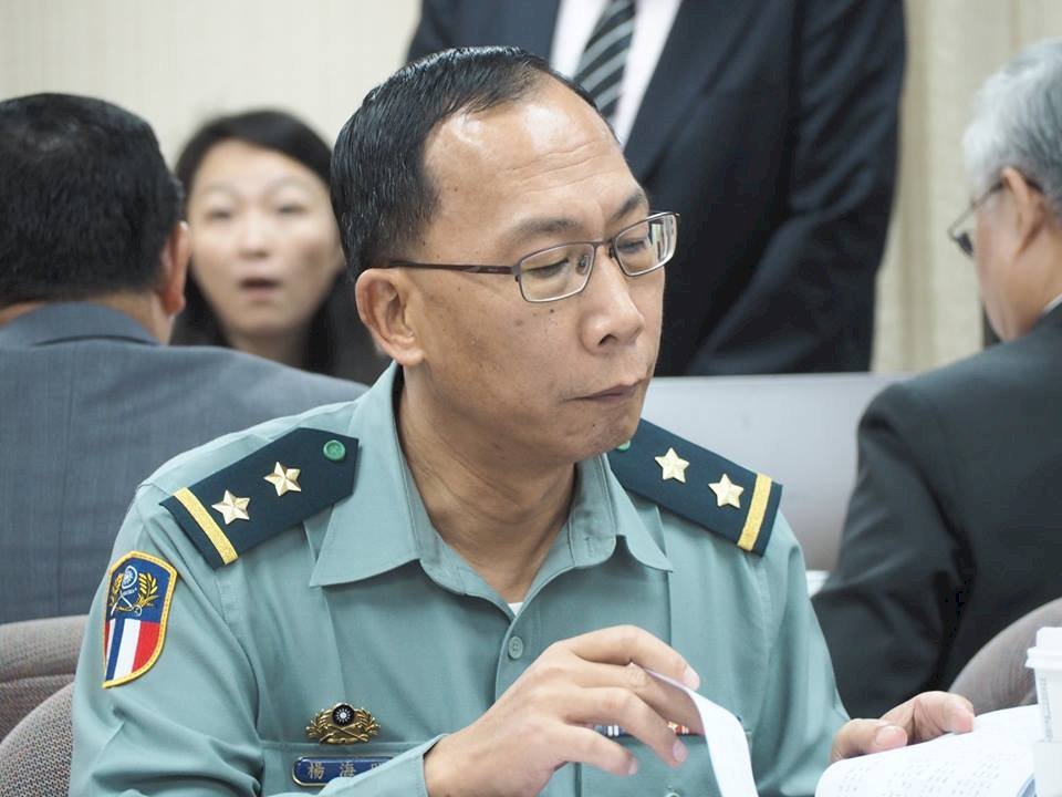 Mỹ bán chiến xa M1A2 cho Đài Loan. Bộ Quốc phòng: Mỹ bán vũ khí cho Đài Loan với xu thế bình thường hóa.