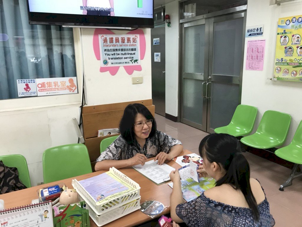 Bộ Y tế và Phúc lợi mở lớp tập huấn, nâng cao năng lực thông dịch viên Đông Nam Á tại phòng khám