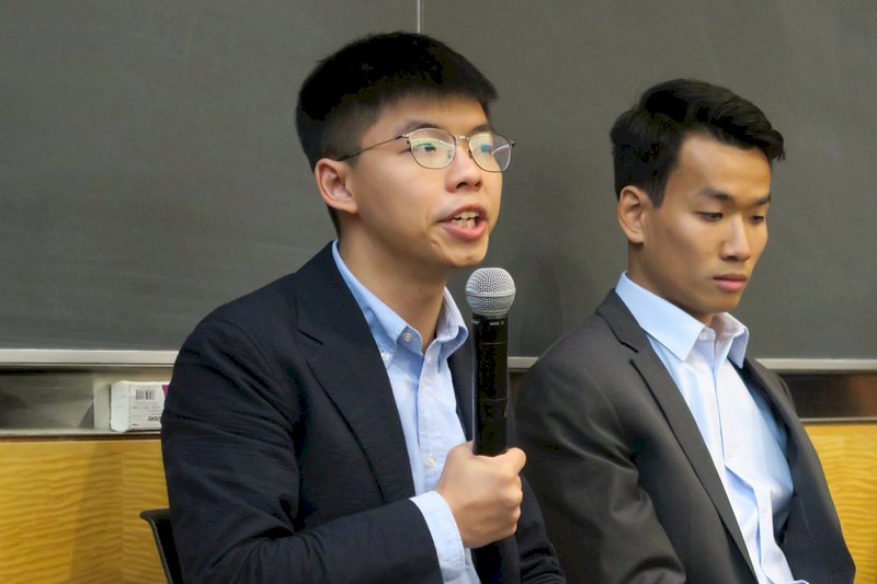 Hoàng Chi Phong hy vọng Đài Loan ủng hộ Hồng kông, phê phán Ủy ban sự vụ Đài Loan Quốc Vụ viện Trung Quốc có hành vi khủng bố trắng