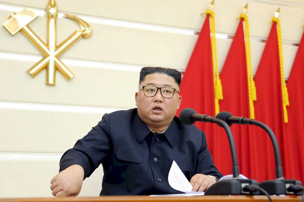 Nhà lãnh đạo Kim Jong-un vẫn vắng mặt một cách bí hiểm tại hoạt động kỷ niệm 88 năm thành lập Quân đội CMND Triều Tiên
