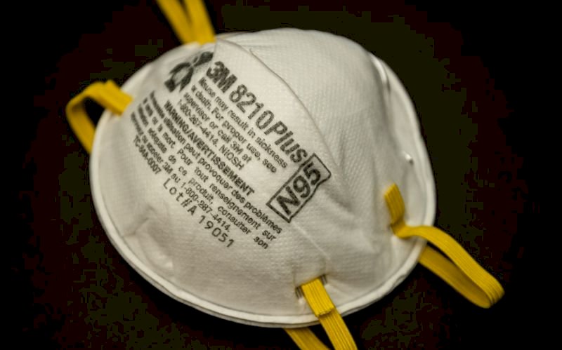 Khẩu trang y tế sẽ áp dụng “trưng dụng theo hạn ngạch nhất định” nhưng vẫn duy trì quy định mua theo tên thật