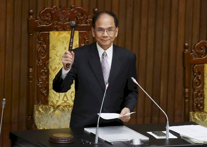Viện lập pháp thông qua vòng 3, người được bảo hiểm dưới 15 tuổi qua đời được chi trả khoản tiền tang lễ có quy định mức tối đa