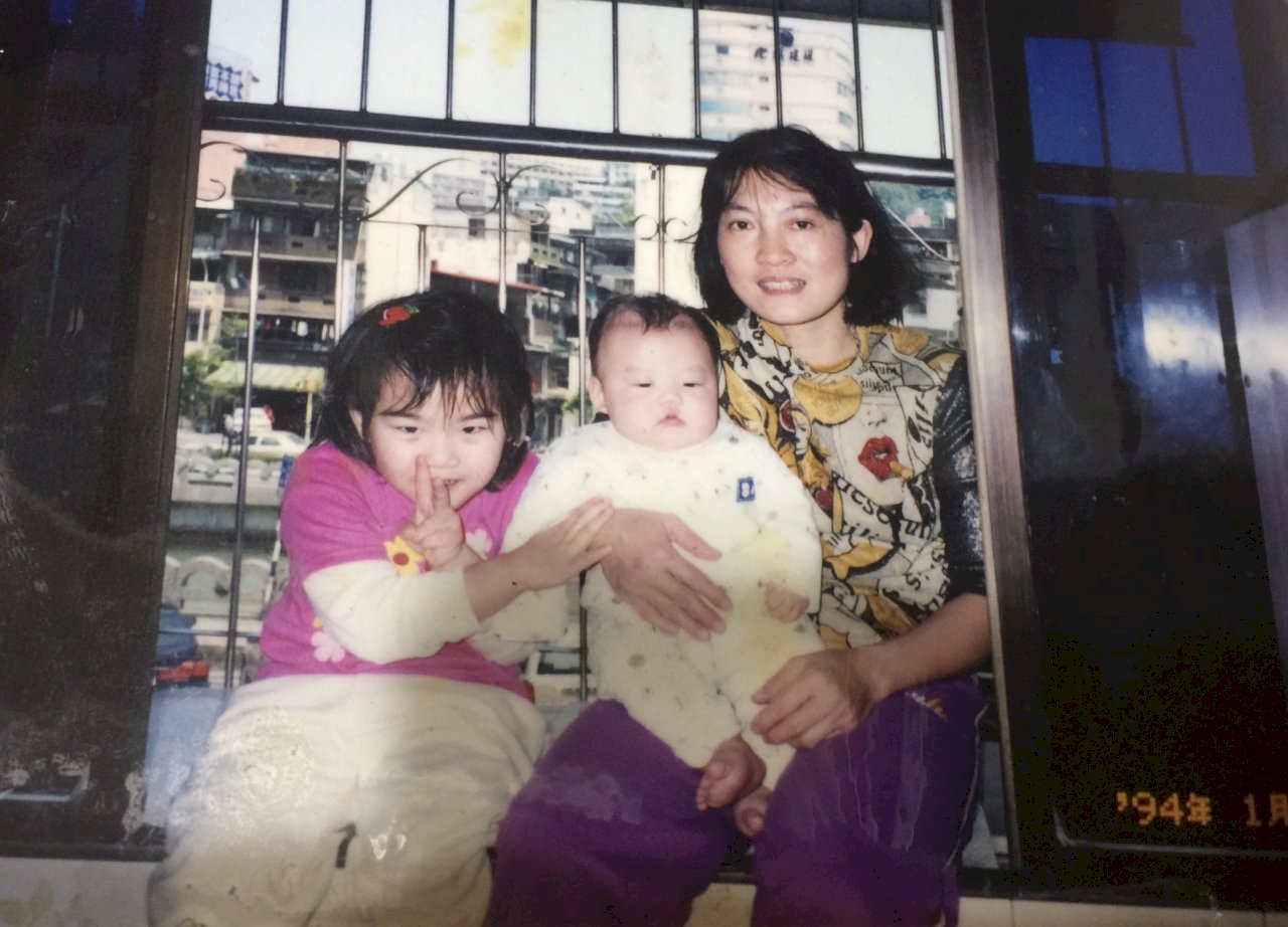 Tham dự hoạt động “Tìm lại người mẹ thứ hai”, Đài phát thanh RTI dành được giải thưởng tin tức phản ánh mặt tích cực của xã hội