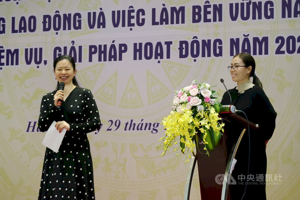 Văn phòng Kinh tế văn hóa Đài Bắc tại Việt Nam tổ chức cuộc đối thoại trực tiếp để giúp doanh nghiệp Đài Loan tuyển dụng sinh viên Việt Nam đã tốt nghiệp