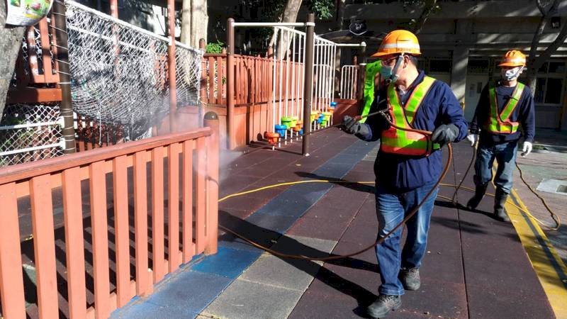 Sở bảo vệ môi trường tăng cường công tác khử trùng 4.346 trường học các cấp toàn quốc