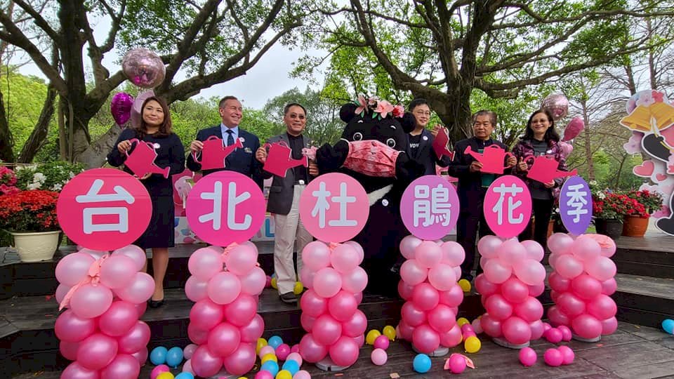 Lễ hội hoa đỗ quyên Đài Bắc sẽ được mở màn vào ngày Valentine trắng, một biển hoa đỗ quyên đẹp không tả xiết