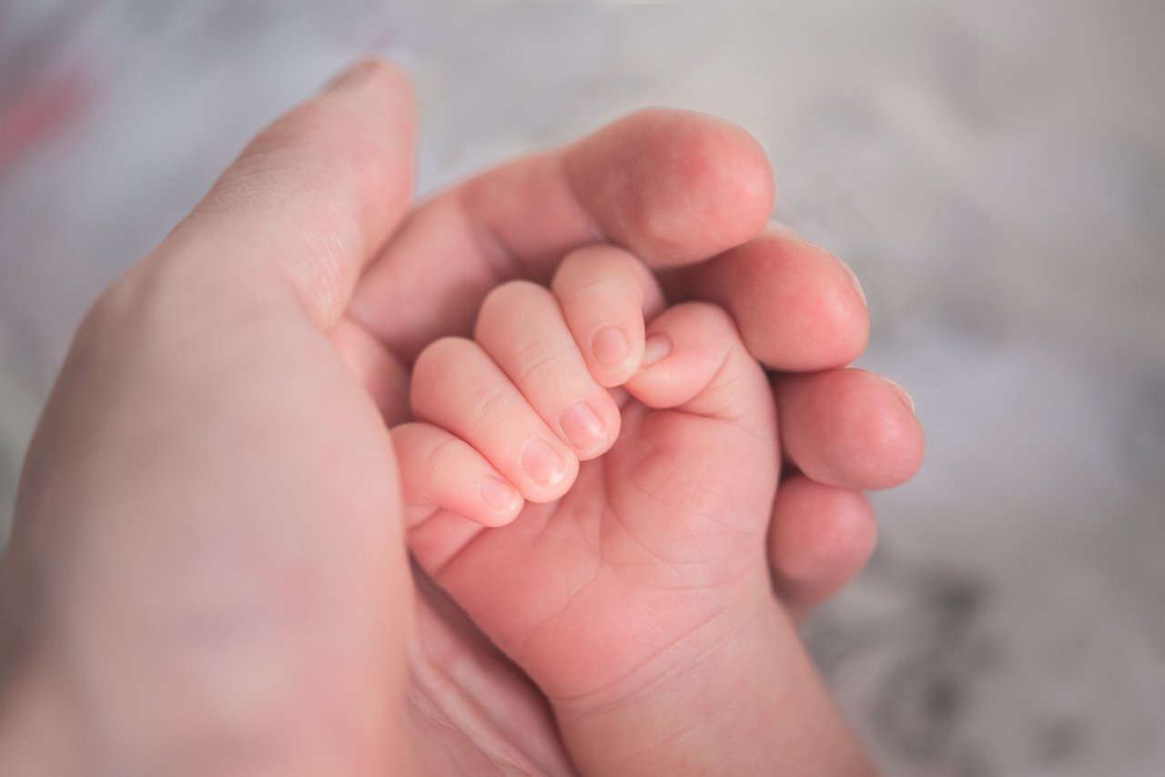 Bắt đầu thực thi chính sách trợ cấp nuôi con mới từ 1/8/2021
