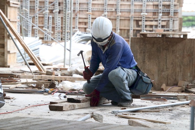 Số lao động di trú tại Đài Loan giảm do ảnh hưởng của dịch, các cơ quan liên quan tiến hành thảo luận để nới lỏng chính sách nhập cảnh của người lao động