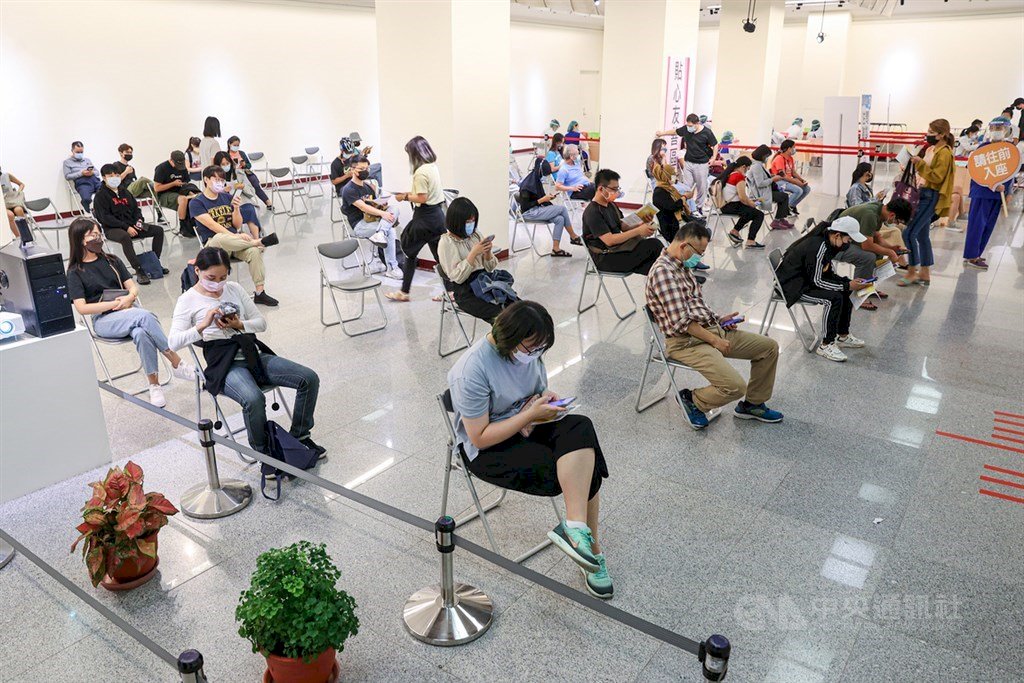 Hôm nay Đài Loan ghi nhận 6 ca nhiễm COVID-19 từ nước ngoài, trong đó có 1 ca lây nhiễm đột phá sau tiêm vắc xin BNT