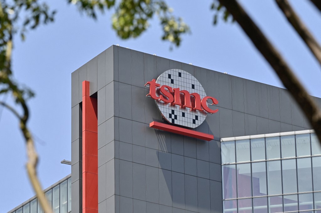 Ông Trump trở lại Nhà Trắng, TSMC: sẽ không thay đổi kế hoạch đầu tư tại Mỹ
