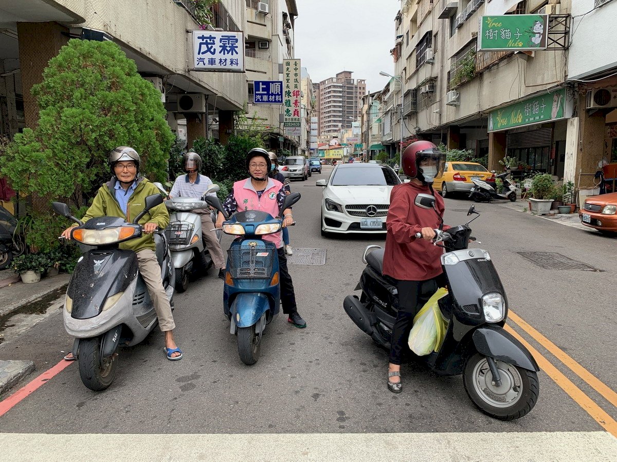 Tỷ lệ người cao tuổi tử vong do tự va chạm khi điều khiển xe máy tăng 27%