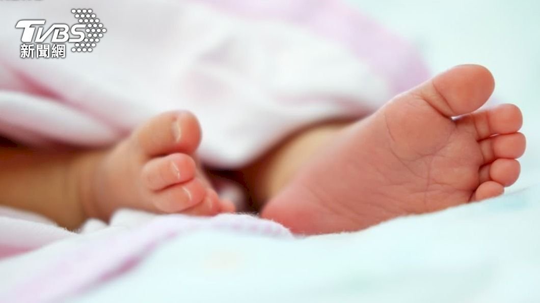 Bán con với giá 1 triệu Đài tệ, cặp vợ chồng bị tuyên án 3 năm tù giam về tội buôn người