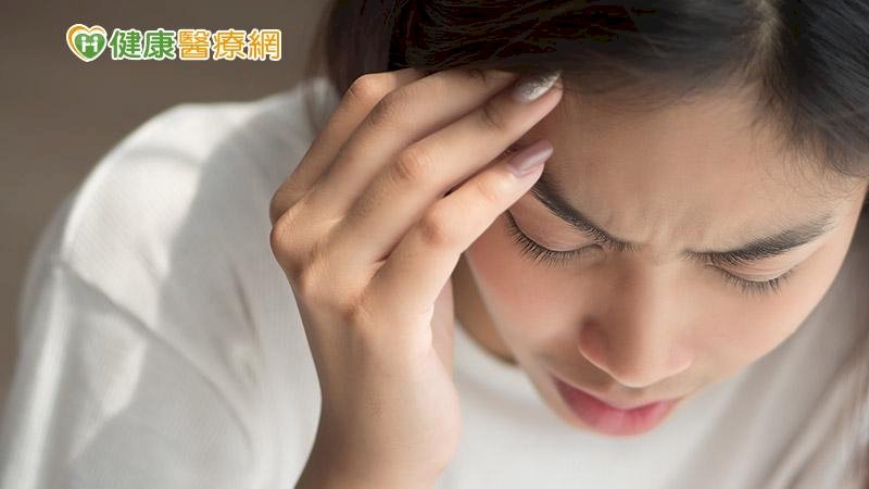 Thường xuyên đau nửa đầu có nguy cơ bị trầm cảm cao hơn, bác sĩ đưa ra 2 lời khuyên để phòng ngừa