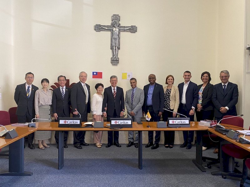 Đài Loan quyên tặng Tòa Thánh Vatican 30.000 Euro trợ giúp Sở Từ thiện của Đức Thánh Cha làm từ thiện
