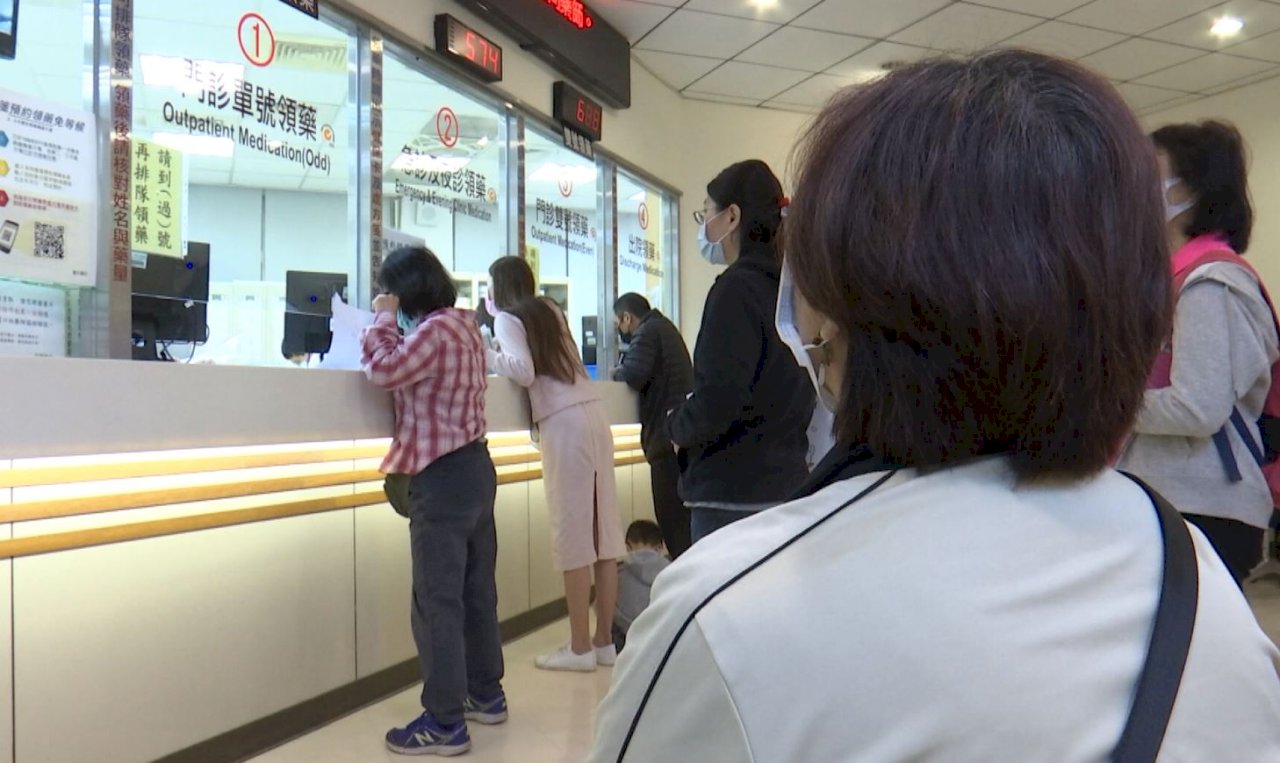 Ngày 11/10 Đài Loan tiến hành đồng bộ tiêm vắc xin Covid-19 thế hệ mới trên toàn Đài Loan