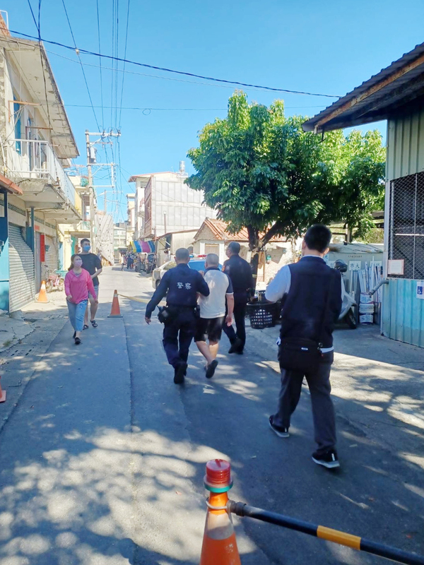 Người đàn ông Cao Hùng bị bắt vì xé phiếu bầu do không hiểu nội dung trưng cầu dân ý