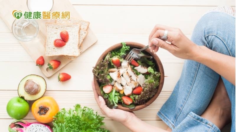 Ăn uống đúng giờ và ăn đầy đủ ba bữa một ngày càng có tác dụng giảm cân hiệu quả hơn