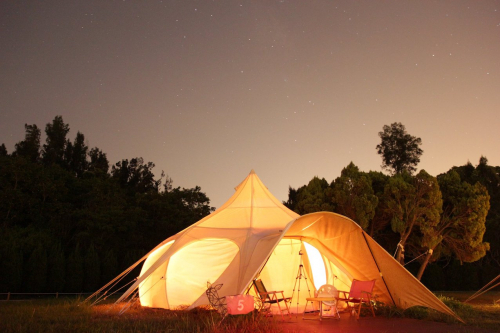 Mùa xuân trăm hoa đua nở, mùa glamping sang chảnh ở Đài Loan