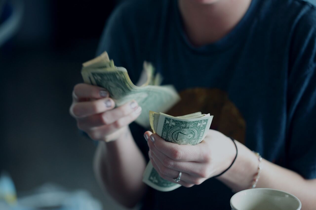 Lao động di trú chuyển tiền về nước qua kênh 