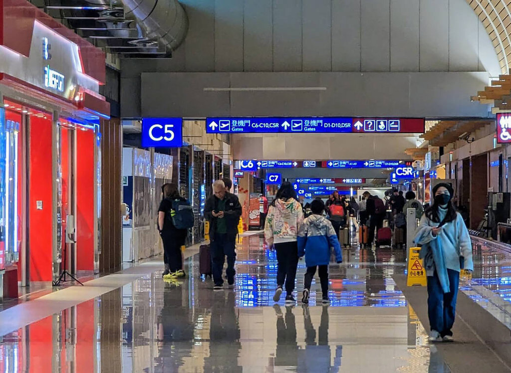 Du lịch nước ngoài kỳ nghỉ hè bùng nổ, ước tính lưu lượng vận tải hàng không của Sân bay Đào Viên đạt 6,5 triệu lượt người trong 2 tháng